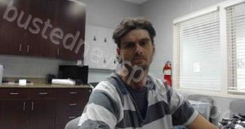 TERRY DEWAYNE PARKER | 2022-02-04 22:15:00 Cameron Parish, Louisiana Booking