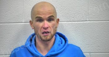 <B>THOMPSON</B>, <B>NICHOLAS</B> KYLE #, Kenton County, Kentucky - 2022-02-12 03:34:00