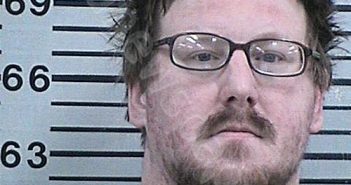 PETERS, JUSTIN NICHOLAS | 2022-02-27 22:32:09 Hood County, Texas Booking