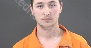 WRIGHT, JOHNATHAN WINDEL JUNIOR | 2022-03-10 19:00:00 Roanoke County, Virginia Booking