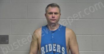 STITH, HUNTER STOLL | 2022-03-21 23:41:00 Oldham County, Kentucky Booking