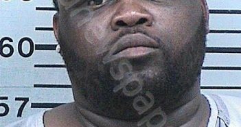 BROWN, ADRIAN DESHUN | 2022-04-05 01:08:23 Hood County, Texas Booking