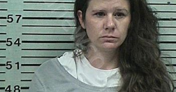 BARNETT, AMBER RAE | 2022-04-07 15:14:13 Hood County, Texas Booking