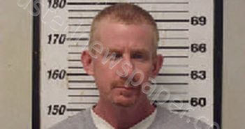 <B>LEEK</B>, <B>DUSTIN</B> <B>BLAKE</B> #, Carteret County, North Carolina - 2022-04-11 08:32:00