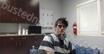JACOB ALAN BROUSSARD | 2022-04-16 23:40:00 Cameron Parish, Louisiana Booking