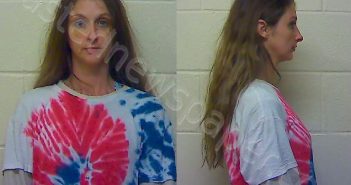 WOODELL KIMBERLY ELIZABETH | 2022-04-19 14:21:17 Craven County, North Carolina Booking