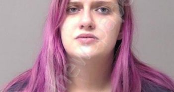 SUTTON, REBECCA S | 2022-04-21 01:47:00 Macon County, Illinois Booking