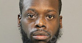 DELON D SEARS | 2022-04-24 Chicago, Illinois, Cook County, Illinois Booking