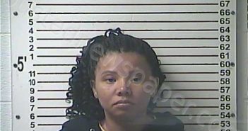 PITTMAN, CINDY ROCHALLE | 2022-04-25 17:59:00 Hardin County, Kentucky Booking