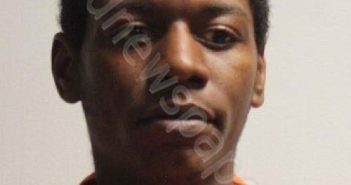 PARKER, CHAQUIRION TRIKEL ALLENDEZ | 2022-04-26 22:50:00 Rapides Parish, Louisiana Booking
