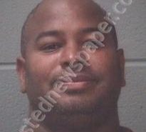 DAUNTE MOORE | 2022-05-01 16:38:00 Onslow County, North Carolina Booking