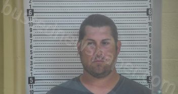 DAVIS, JOSEPH P | 2022-05-06 18:10:00 Taylor County, Kentucky Booking