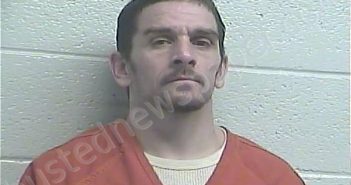 HENRY, JOHNATHON W | 2022-05-12 01:52:00 Jessamine County, Kentucky Booking