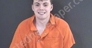 FOX, ETHAN CHARLIE | 2022-05-17 22:32:00 Roanoke County, Virginia Booking