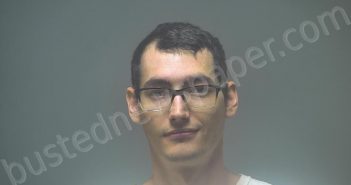LINSCOTT, DERICK DAVID | 2022-05-31 11:43:00 Isabella County, Michigan Booking