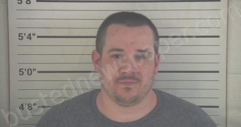 SIMMONS, TYLER CHRISTOPHER | 2022-05-31 12:28:00 Campbell County, Kentucky Booking