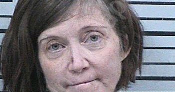 HENNESSEE, SUSAN LEE | 2022-06-06 00:48:44 Hood County, Texas Booking