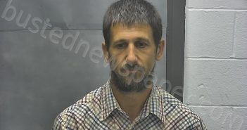 HOLESAPPLE, SHAWN MICHEAL | 2022-06-09 11:28:00 Meade County, Kentucky Booking