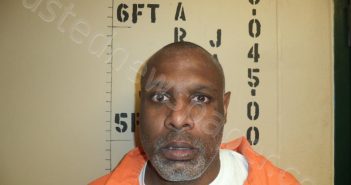 WHITLEY, THEODUS LADAUNTRE | 2022-06-09 10:27:00 Howard County, Missouri Booking