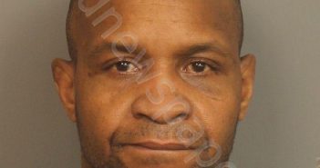BLOXOM, LARRY DARNELL JUNIOR | 2022-06-17 11:32:00 Jefferson County, Alabama Booking