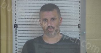 THOMAS, JONATHON M. | 2022-06-25 12:23:00 Taylor County, Kentucky Booking