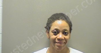 DAVIS,JACORIA LATRESE | 2022-08-13 09:13:00 Garland County, Arkansas Booking
