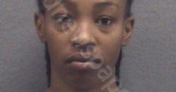 POLLARD, JAQUIESSA NULL | 2022-08-13 Muskegon County, Michigan Booking