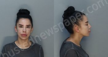 MURILLOCHAVARRIA, KIMBERLY | 2022-08-29 18:51:00 Miami-Dade County, Florida Booking