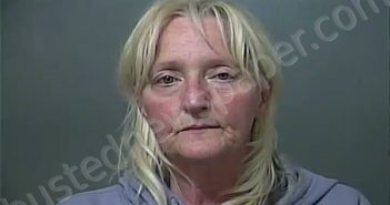 VOILS, CANDY S | 2022-10-11 23:08:41 Vigo County, Indiana Booking