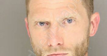 GARNER, TRAVIS WAYNE | 2022-11-18 16:24:00 Moore County, North Carolina Booking