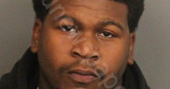 MOSLEY, JAVON LAMAR | 2022-11-21 10:58:00 Jefferson County, Alabama Booking