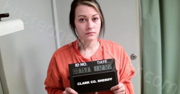 MOORE, EMILY JO | 2022-11-27 05:48:00 Clark County, Missouri Booking