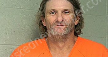 LOWE, HERMAN DEWAYNE | 2022-12-01 00:00:07 Woodford County, Kentucky Booking