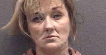 MCMANN, AMANDA RAE | 2022-12-02 Muskegon County, Michigan Booking