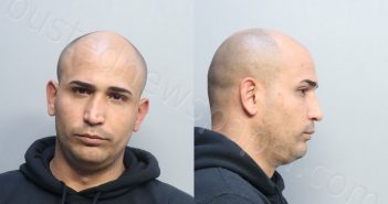 HERNANDEZRODRIGUEZ, YOSMANY | 2022-12-03 03:33:00 Miami-Dade County, Florida Booking