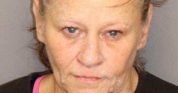 HOLMES, CYNTHIA YEVTTE | 2022-12-05 13:25:00 Jefferson County, Alabama Booking