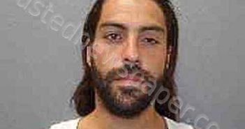LINARES, CHRISTOPHER RAMIRO | 2022-12-05 15:51:00 Monroe County, Florida Booking