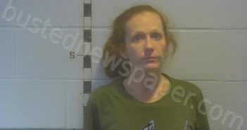 <B>JOHNSON</B>, <B>AMBER</B> <B>NICOLE</B> #, Shelby County, Kentucky - 2022-12-06 18:45:00