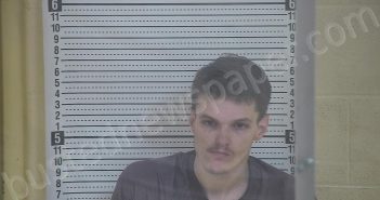 UNDERWOOD, DYLAN T | 2022-12-06 22:05:00 Taylor County, Kentucky Booking