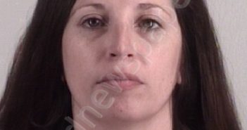 LUNDAY, KATHLEEN RENEE | 2022-12-07 Tarrant County, Texas Booking