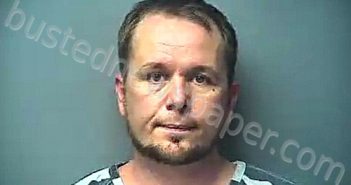 <B>CARVER</B>, <B>KENNETH</B> WAYNE #, Simpson County, Kentucky - 2022-12-11 00:52:37