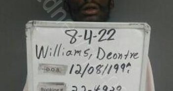 <B>WILLIAMS</B>, <B>DEONTRE</B> <B>REVEION</B> #, Sebastian County, Arkansas - 2022-12-13 15:13:00