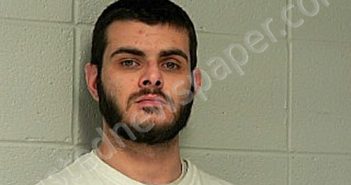 TINDLE, ZACHARY BRYAN | 2022-12-16 17:04:18 Woodford County, Kentucky Booking