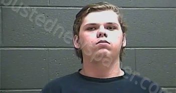 HELMS, NOAH CHRISTIAN WAYNE | 2022-12-19 04:11:00 Perry County, Indiana Booking