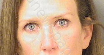 ROBBINS, CARLY ANN | 2022-12-26 16:23:00 Palm Beach County, Florida Booking