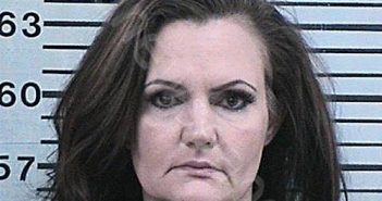 AVERITT, LISA LEIGH | 2023-01-19 21:18:00 Hood County, Texas Booking