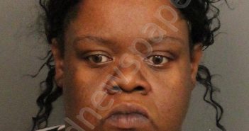 ROBINSON, LATOYA LARSHELLE | 2023-02-10 18:21:00 Jefferson County, Alabama Booking