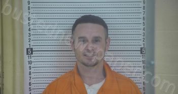 COX, JARED D | 2023-02-24 15:33:00 Taylor County, Kentucky Booking