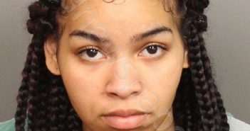 ROBERSON, JASMINE | 2023-02-27 09:44:00 Jefferson County, Alabama Booking