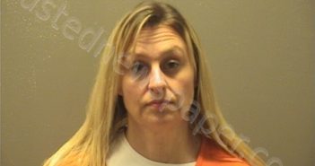 CALDWELL,KRISTIN LEE | 2023-03-05 22:13:00 Garland County, Arkansas Booking
